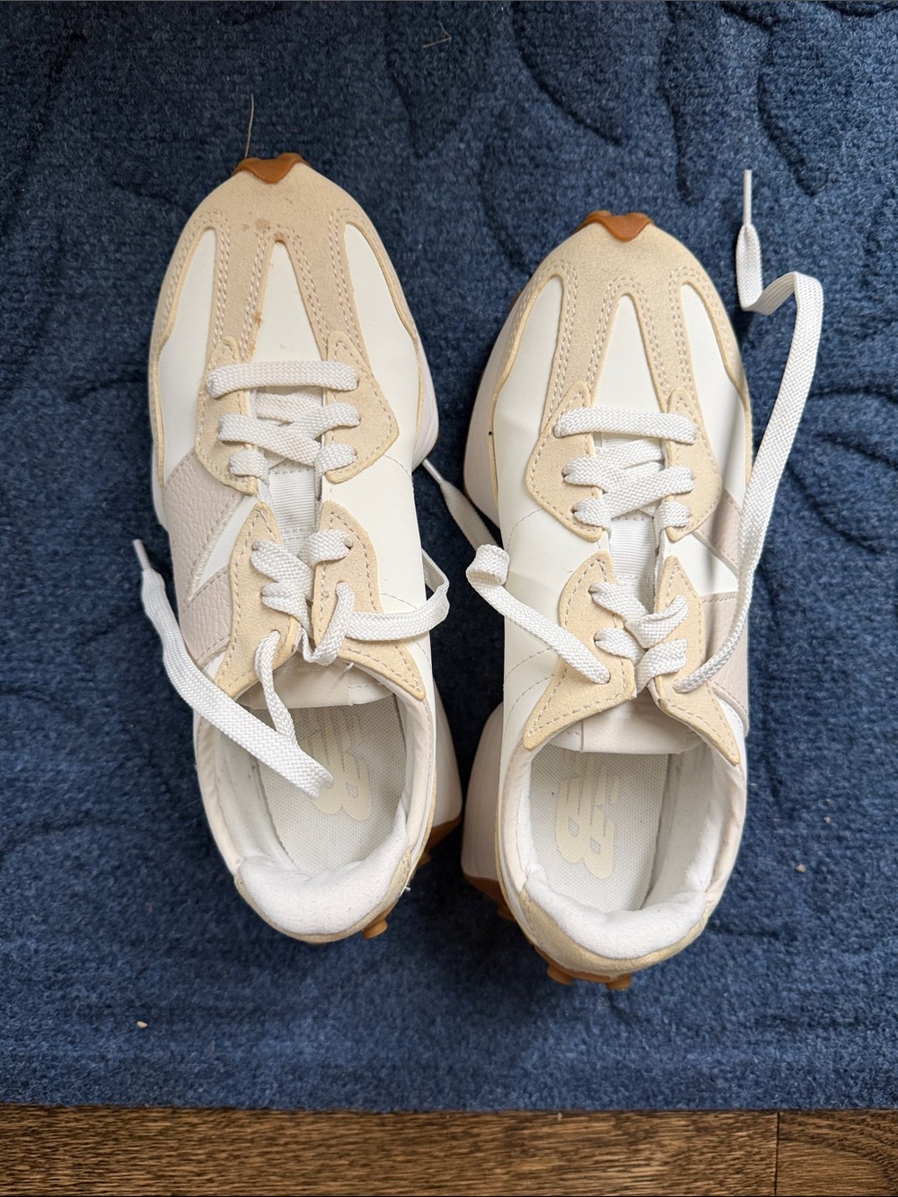 New Balance Women's White and Beige Retro-Style Sneakers